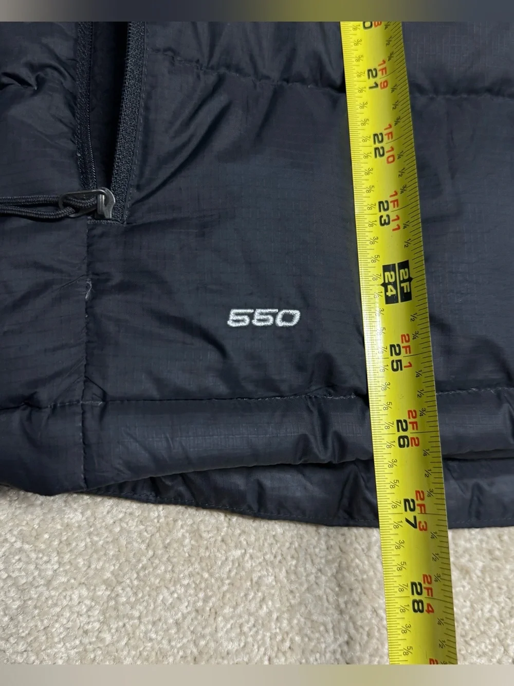 The North Face 550 Goose Down Puffer Vest Mens Medium Black Outdoor Hiking Zip